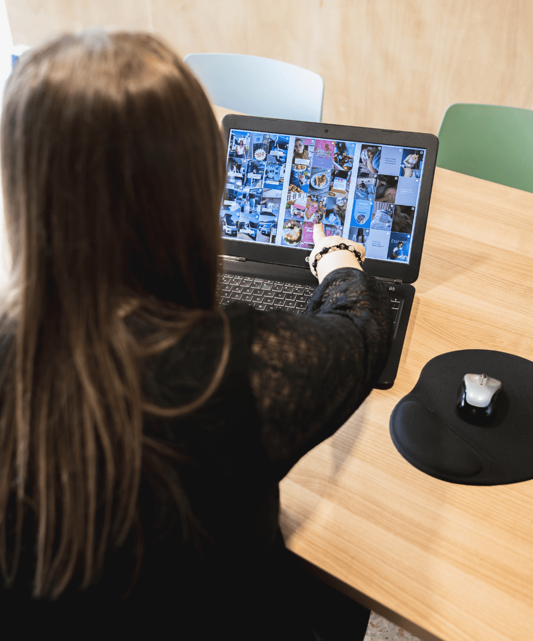 community manager freelance